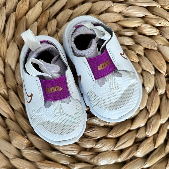 Nike Flex Runner 2 - Picture 2 of 5